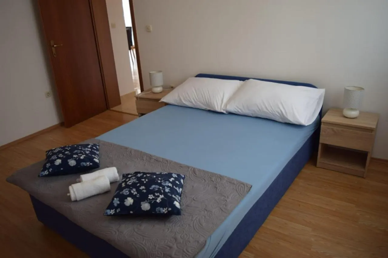 Apartments Marta Kastel Novi