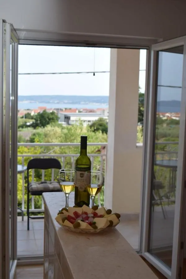 Apartments Marta Kastel Novi