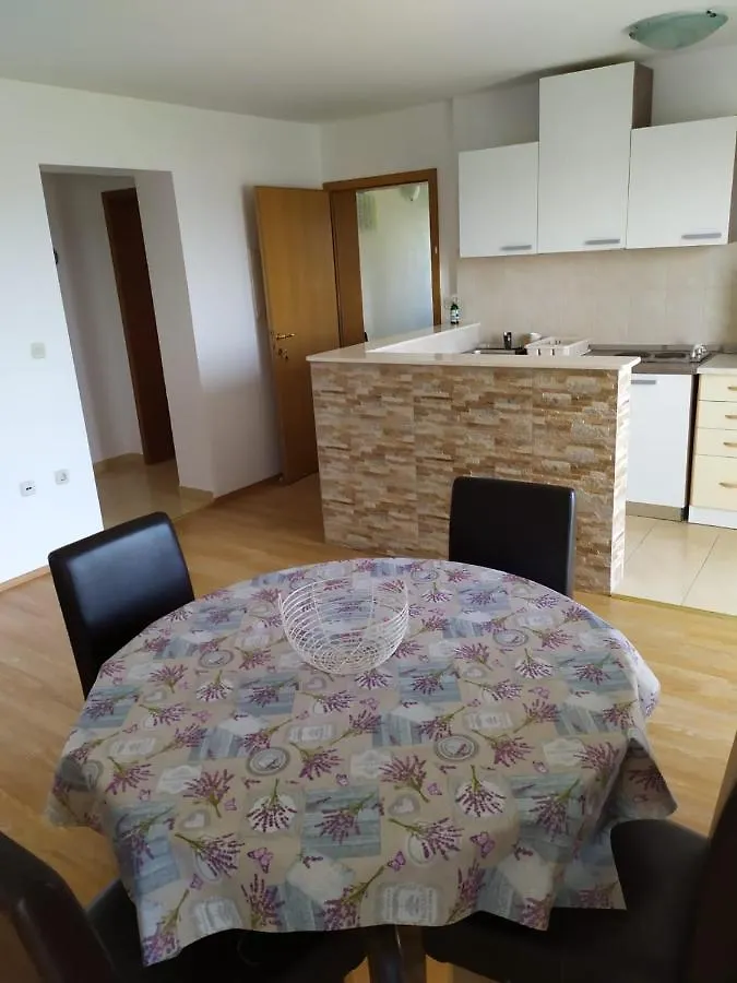 Apartments Marta Kastel Novi Croatia