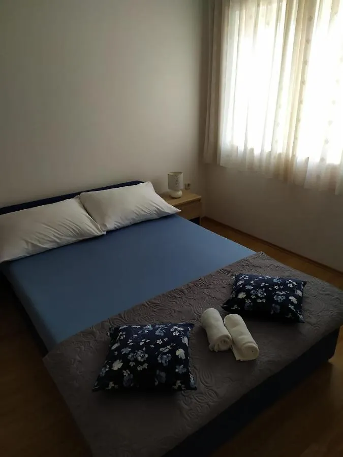Apartments Marta Kastel Novi 0*,  Croatia