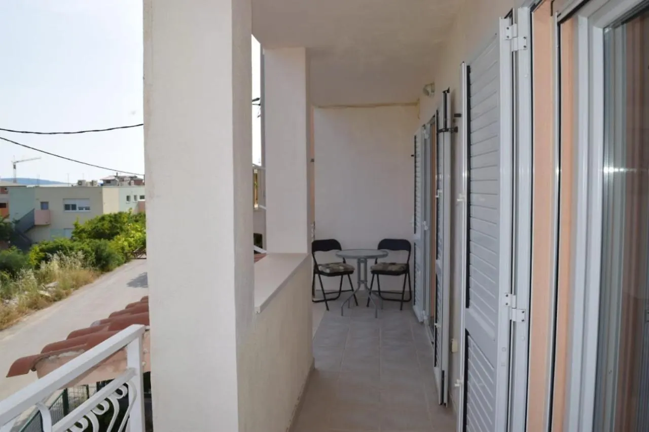 Apartments Marta Kastel Novi