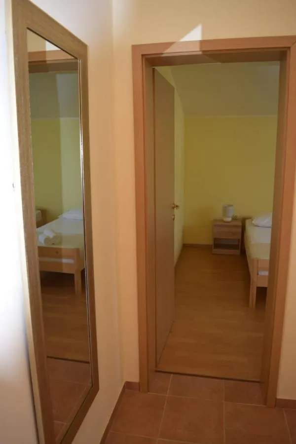 Apartments Marta Kastel Novi