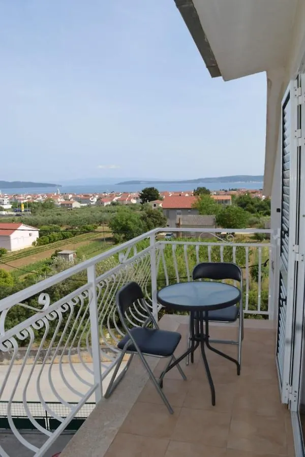 Apartments Marta Kastel Novi