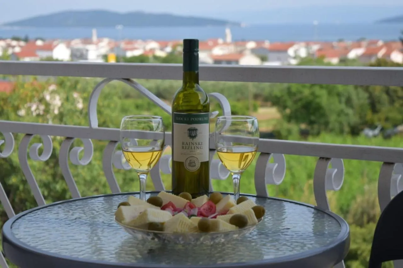 Apartments Marta Kastel Novi 0*,  Croatia