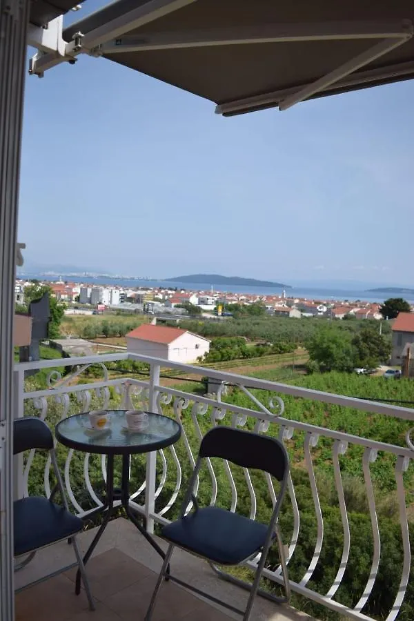 Apartments Marta Kastel Novi