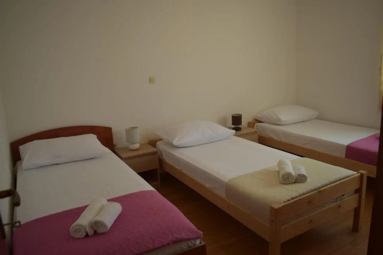 Apartments Marta Kastel Novi