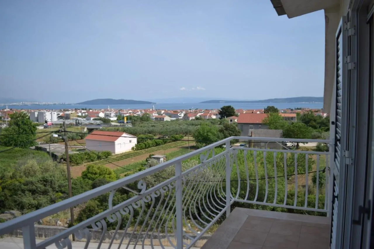 Apartments Marta Kastel Novi