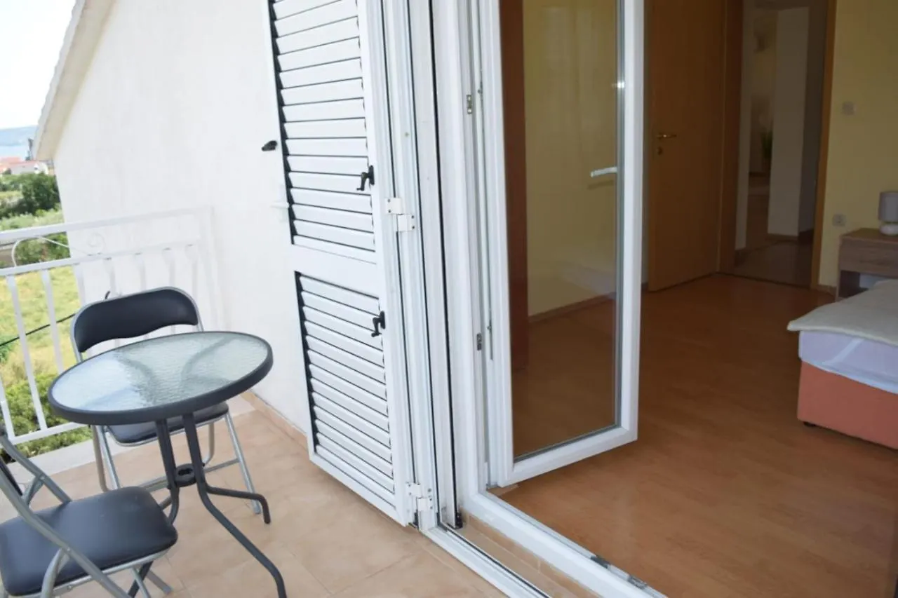 Apartments Marta Kastel Novi 0*,  Croatia